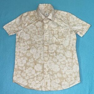 GAP Kids floral short sleeve button up chest pocket beige and white NEW SZ S